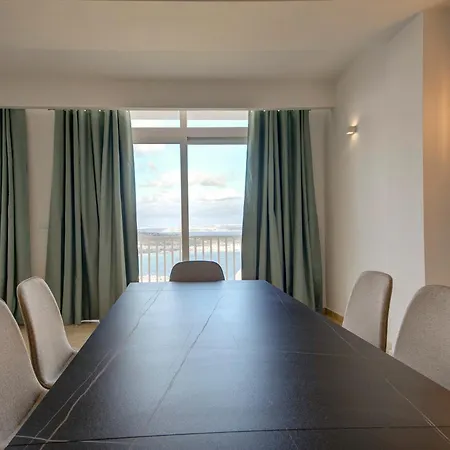 شقة A Spacious 3br In Stunning Mellieha With Views By 360 Estates *