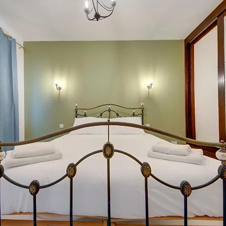 A Spacious 3br In Stunning Mellieha With Views By 360 Estates شقة *