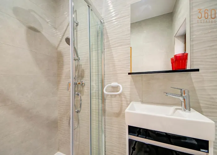 A Spacious 3br In Stunning Mellieha With Views By 360 Estates *