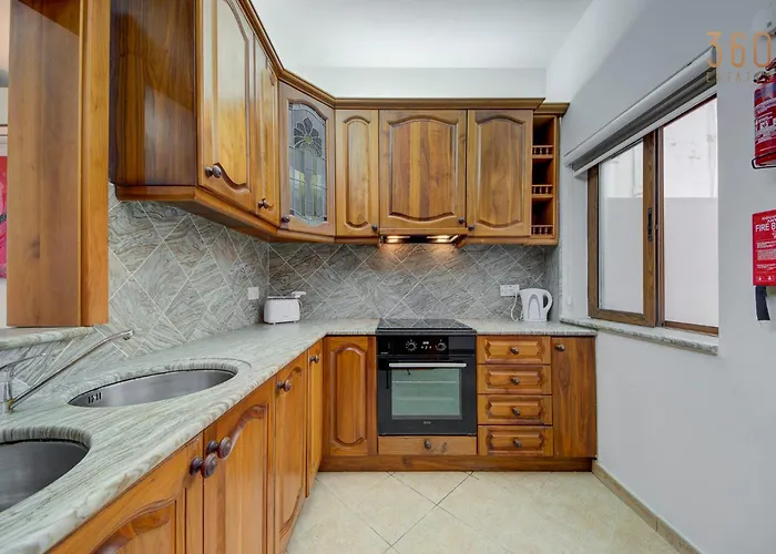 A Spacious 3br In Stunning Mellieha With Views By 360 Estates Lejlighed *